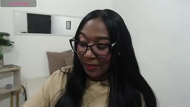 Chell Ivy online show from 04.15.26