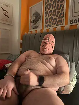 Snapshot of merthanss chatting on 04.15.26 merthanss online show from 04.15.26