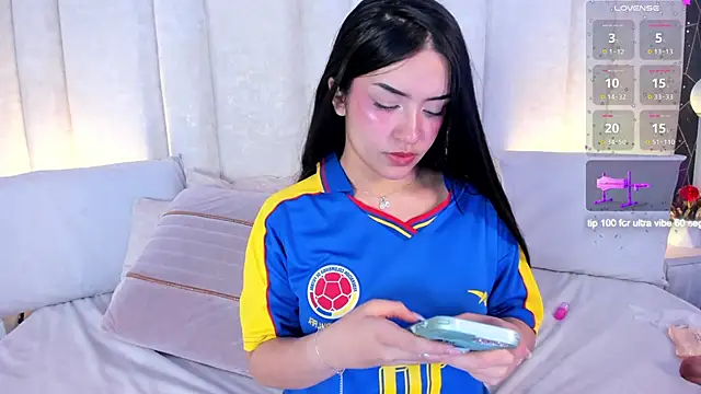 im miaadoll online show from 06.17.26