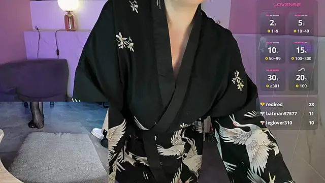 Alexandra Kind online show from 05.09.26