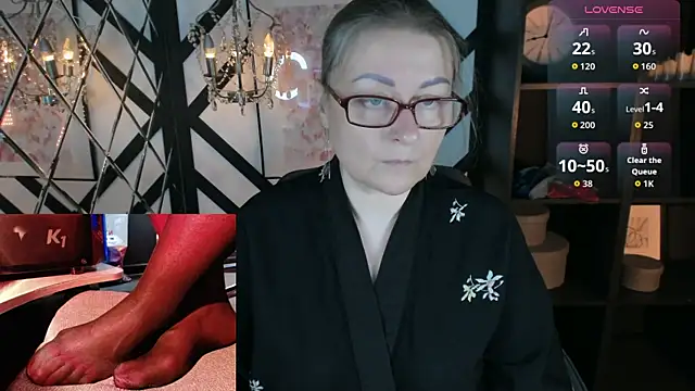 Alexandra Kind online show from 05.15.26