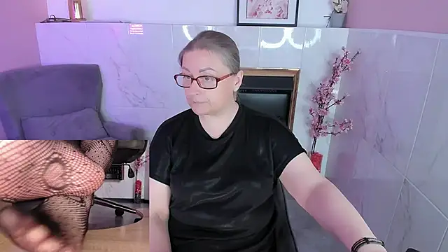 Alexandra Kind online show from 06.11.26