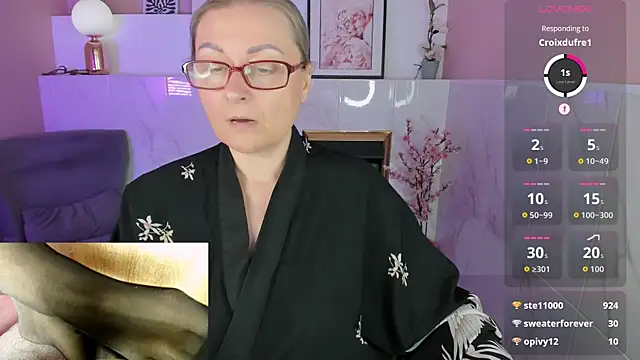 Alexandra Kind online show from 06.24.26