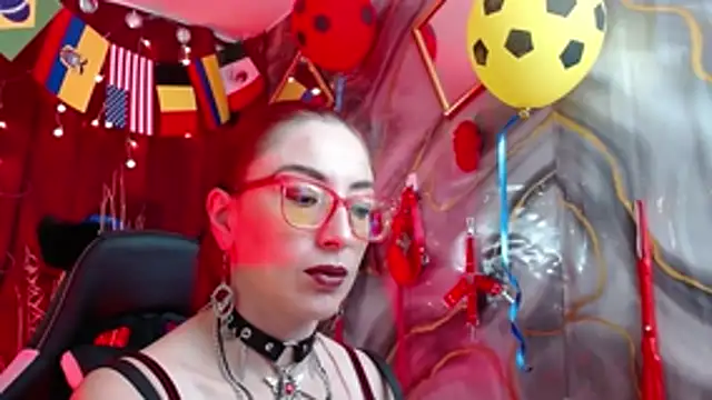 Queenscarlettsecret online show from 07.16.26