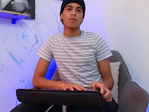 Gabriiel maddox online show from 04.15.26