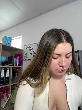Snapshot of juanitablue chatting on 07.16.26 juanitablue online show from 07.16.26