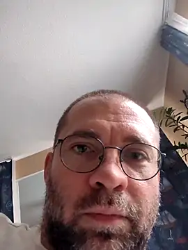 gayboyx77 online show from 06.03.26