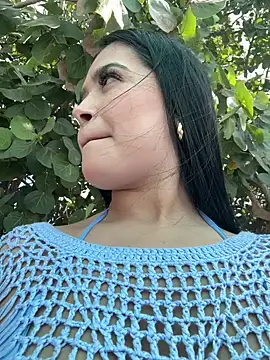 Snapshot of Sara_fun chatting on 01.28.25 Sara fun online show from 01.28.25