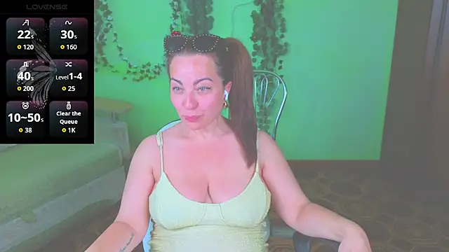 Zoe Zephyr online show from 06.19.26