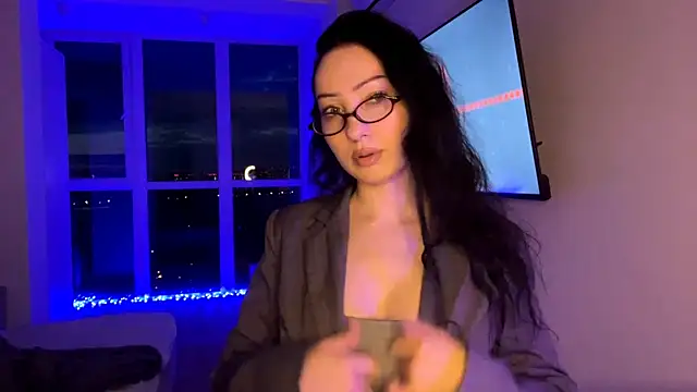Meow Alika online show from 04.30.26