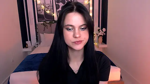  Scarlett Lee  online show from 04.28.26
