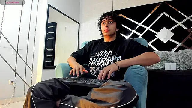 JayTaylorr online show from 07.23.26