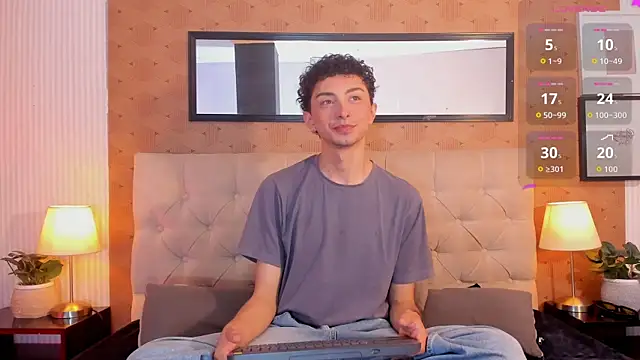 Snapshot of harry_salvatore chatting on 05.25.26 harry salvatore online show from 05.25.26