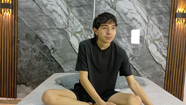 NoahWalker   online show from 05.27.26