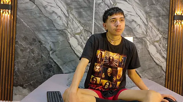 NoahWalker   online show from 05.31.26