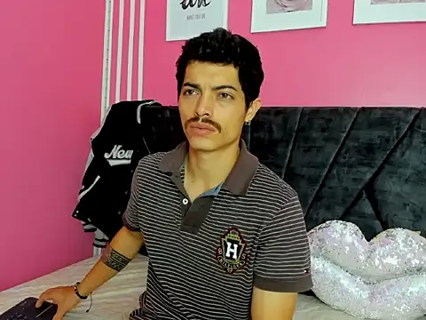 Snapshot of taylor_Stele chatting on 04.20.26 taylor Stele online show from 04.20.26
