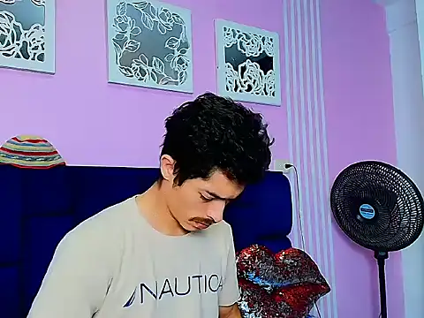 taylor Stele online show from 04.28.26