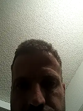 Travis212121 online show from 07.10.26