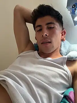 Luis-avatar online show from 04.15.26