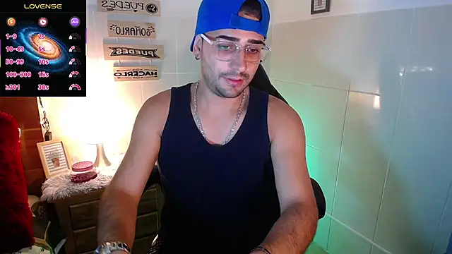 Snapshot of andders_ chatting on 05.08.26 andders online show from 05.08.26