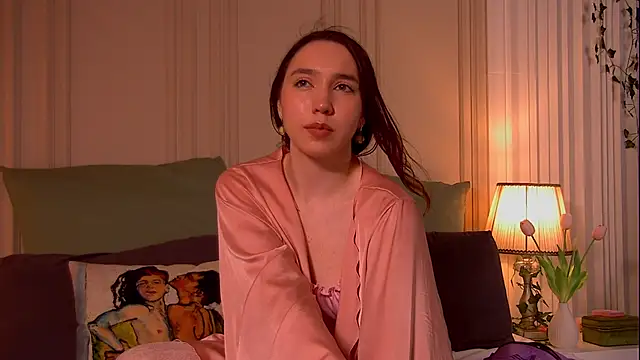 Suzaneey online show from 05.05.26
