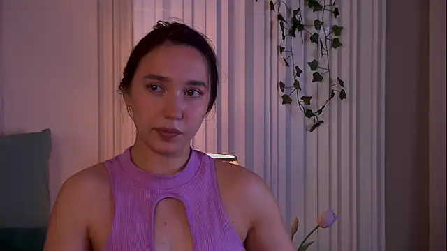 Suzaneey online show from 06.13.26