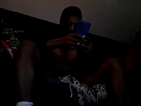 SkinnnyBlack online show from 04.21.26