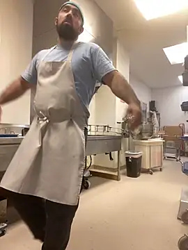 uceybaker online show from 04.16.26