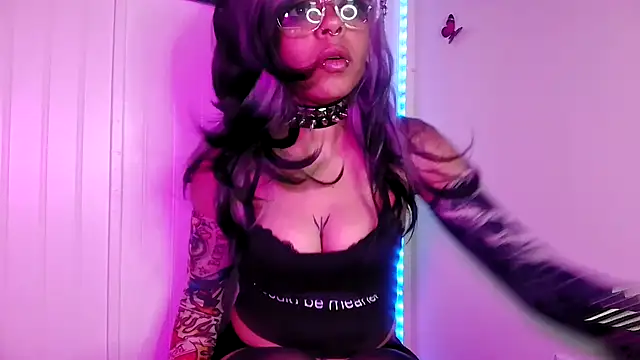 nerdyhotgoth online show from 06.18.26