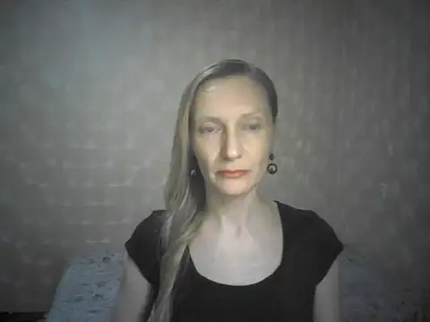 LunaBelle8 online show from 05.03.26