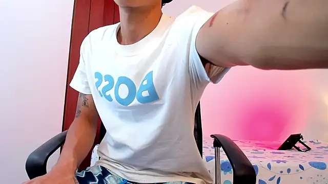 alessandroferrer online show from 04.17.26