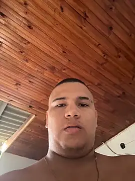 Snapshot of Patricio_02 chatting on 06.15.26 Patricio 02 online show from 06.15.26