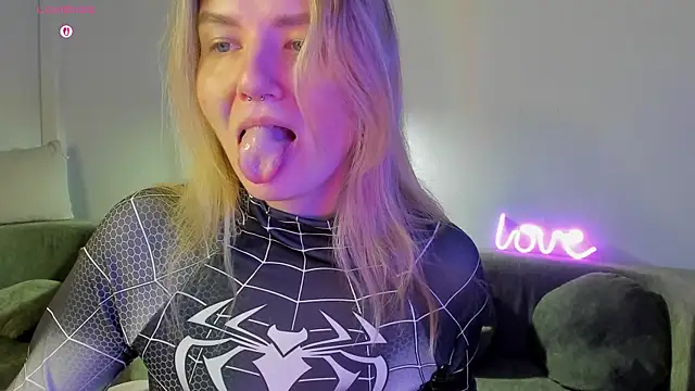 TonyaMeow online show from 07.12.26