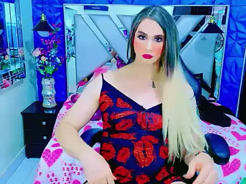 Snapshot of Nicolle_Morrisx chatting on 05.08.26 Nicolle Morrisx online show from 05.08.26