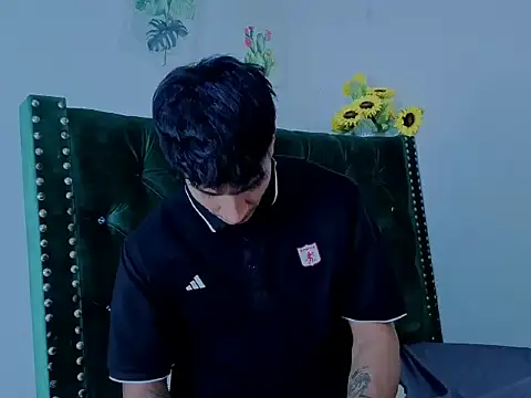Zayn Moretti online show from 06.25.26