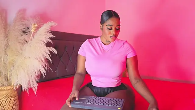 Thalyanna ebonny online show from 05.05.26