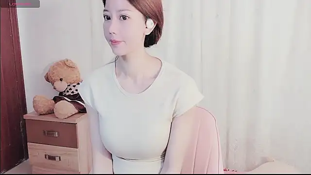 Victoria05031 online show from 05.10.26