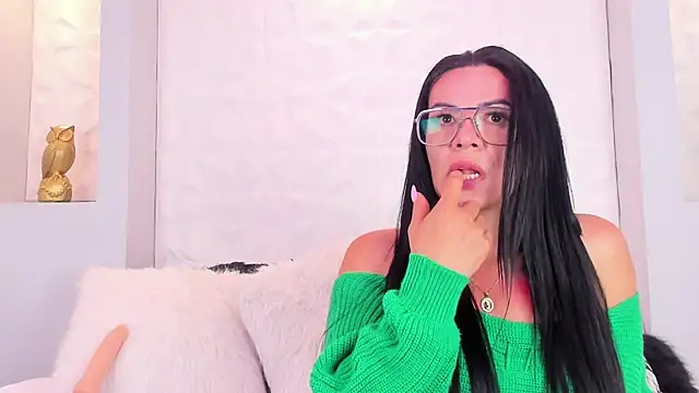 DannaPerea online show from 04.21.26