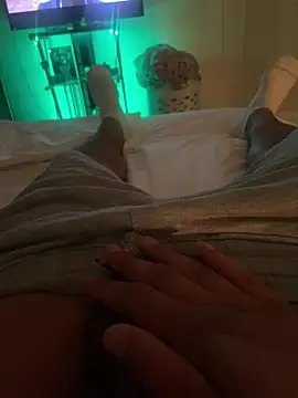 rcruz91 online show from 04.20.26