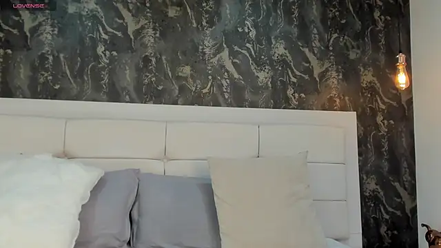 Snapshot of MiaJacksson chatting on 07.11.26 MiaJacksson online show from 07.11.26