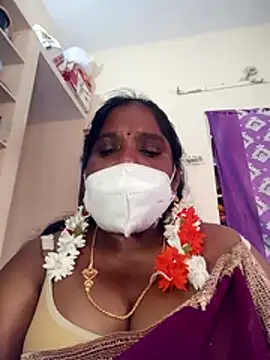 Snapshot of swetha10 chatting on 07.14.26 swetha10 online show from 07.14.26