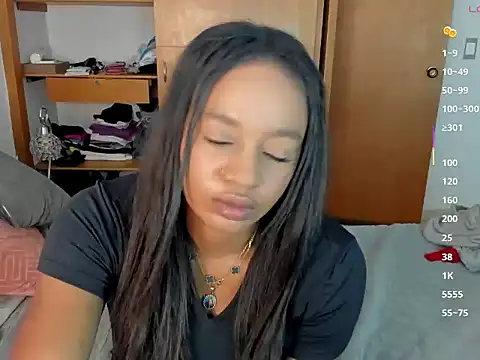 nia brown online show from 05.14.26