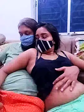 Villen Maaya online show from 04.21.26