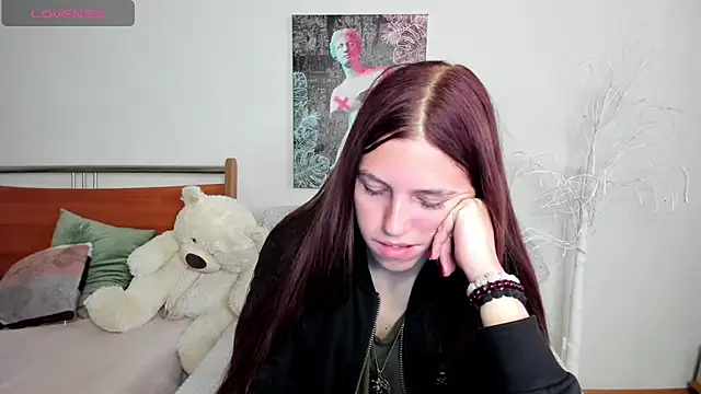 Snapshot of MaryRapunzel chatting on 04.22.26 MaryRapunzel online show from 04.22.26