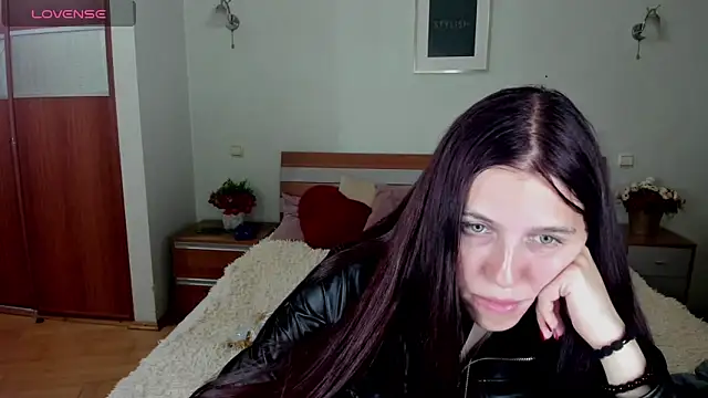 Snapshot of MaryRapunzel chatting on 05.14.26 MaryRapunzel online show from 05.14.26