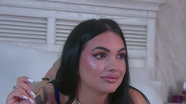 AliraNightvale online show from 07.08.26