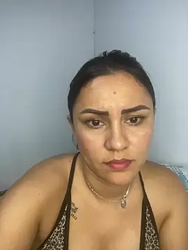 Arya Phone online show from 04.21.26