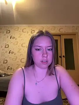 Snapshot of anna_nan chatting on 04.27.26 anna nan online show from 04.27.26
