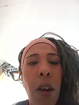 Ivon C online show from 06.09.26