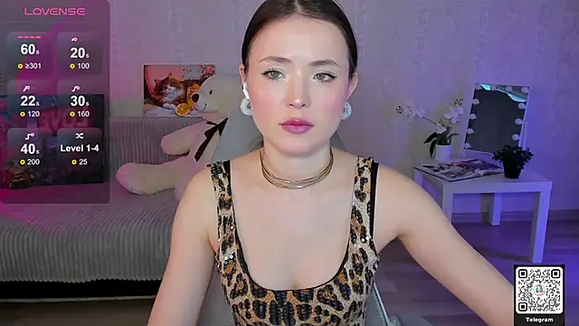 LinnLove online show from 05.16.26